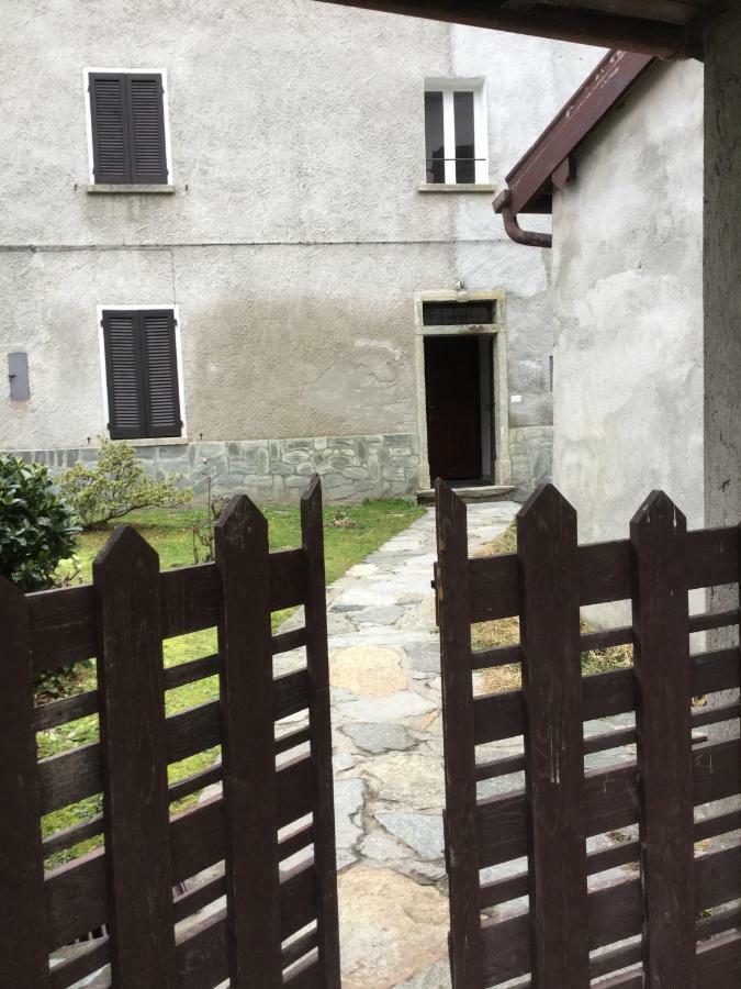 Ferienwohnung Ca D'Albin Gravedona Exterior foto