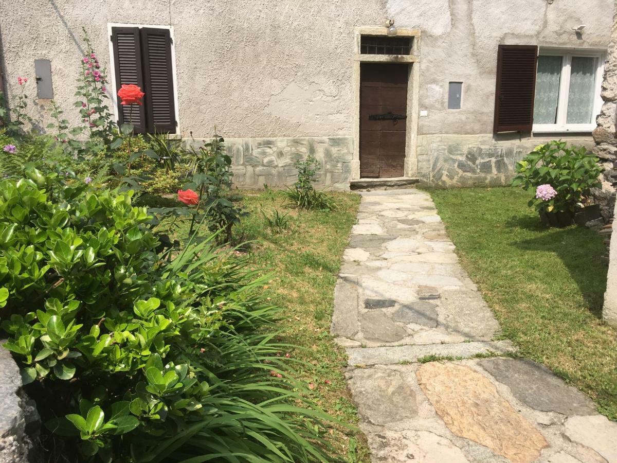 Ferienwohnung Ca D'Albin Gravedona Exterior foto